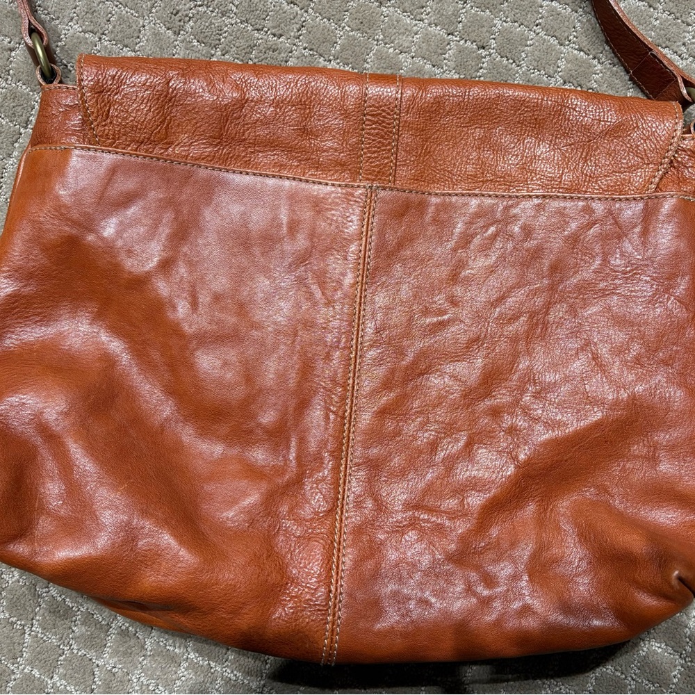 Lauren by Ralph Lauren Shoulder Bag in Saddle Tan - Picture 3 of 11